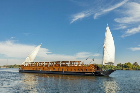 Unveil Egypt’s Jewel – 10 Day Elegant Dahabiya Cruise, Pyramids